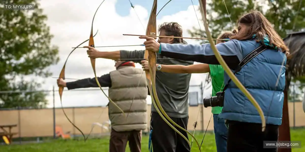🚴 运动不止，探索无限可能，从一双专业跑鞋开始！👟